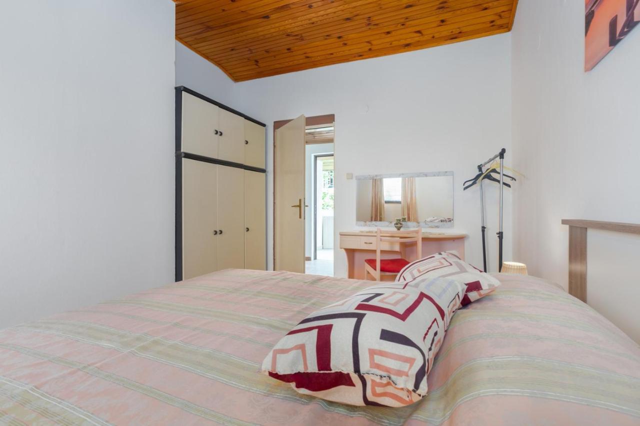 Apartman Ana Porec Bagian luar foto
