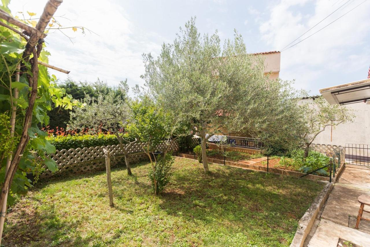 Apartman Ana Porec Bagian luar foto